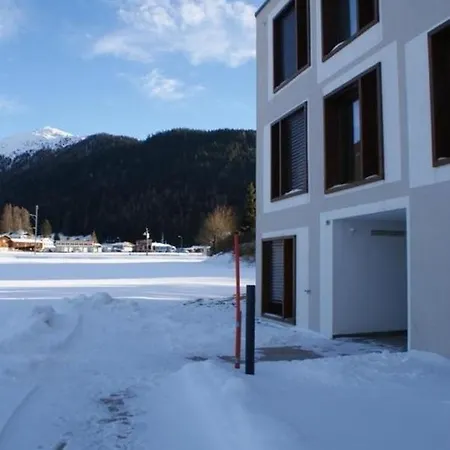 Seepromenade Direkt Am Davoser See, Nahe Parsennbahn * Davos